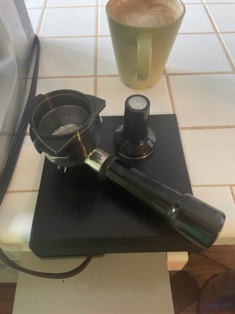 Espresso Tamping Mat – Flexible Desk-Edge Organizer