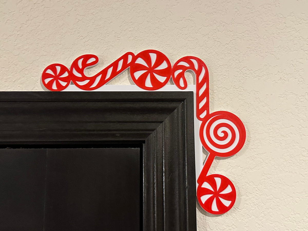 Door corner decoration with candy canes for the left and right side
