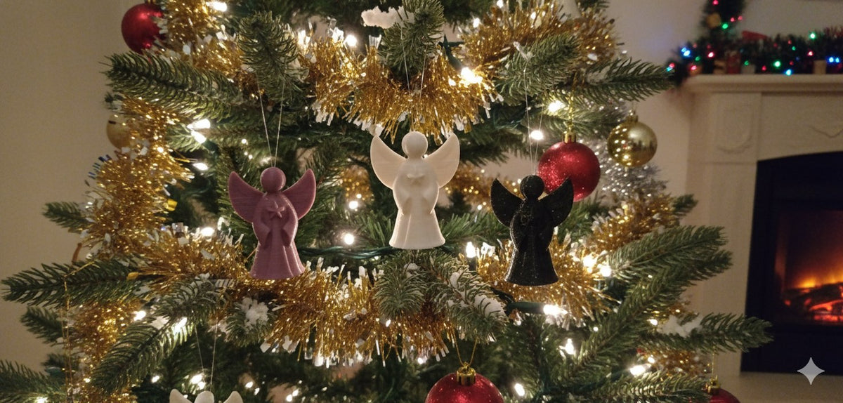 Small angel, approx. 5 cm, Christmas tree ornament