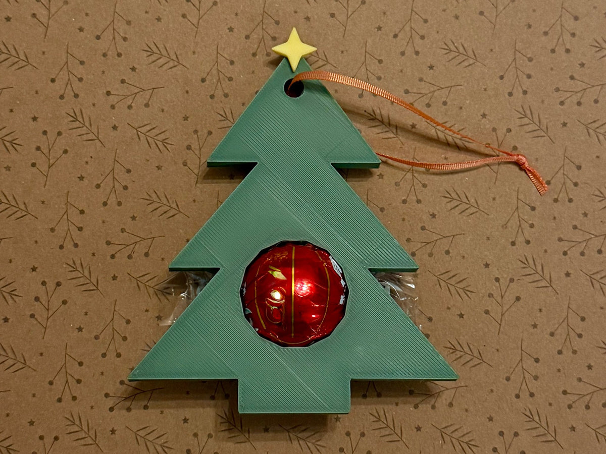 Christmas tree gift tag with space for a chocolate ball