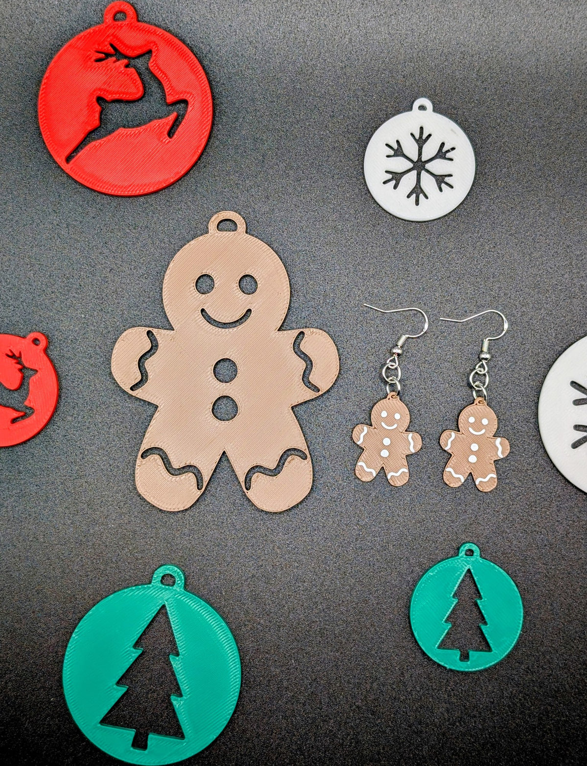 Gift tag with cut-out leaping reindeer