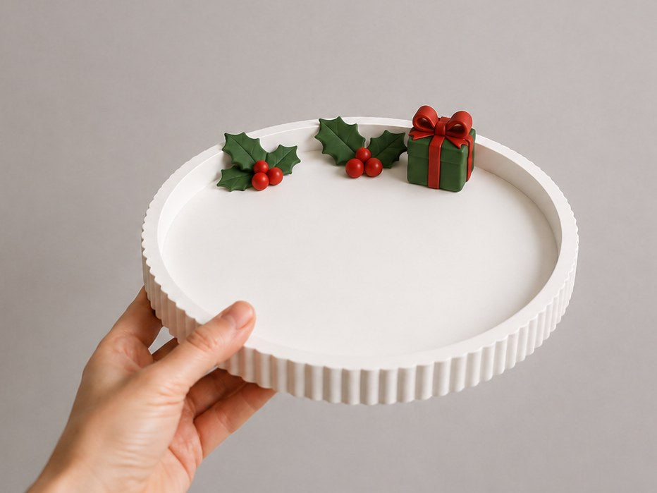 Small Christmas tray for jewellery and trinkets