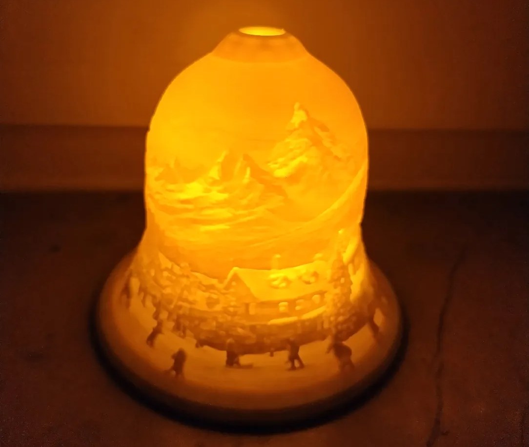 Christmas lantern with lithophane motif