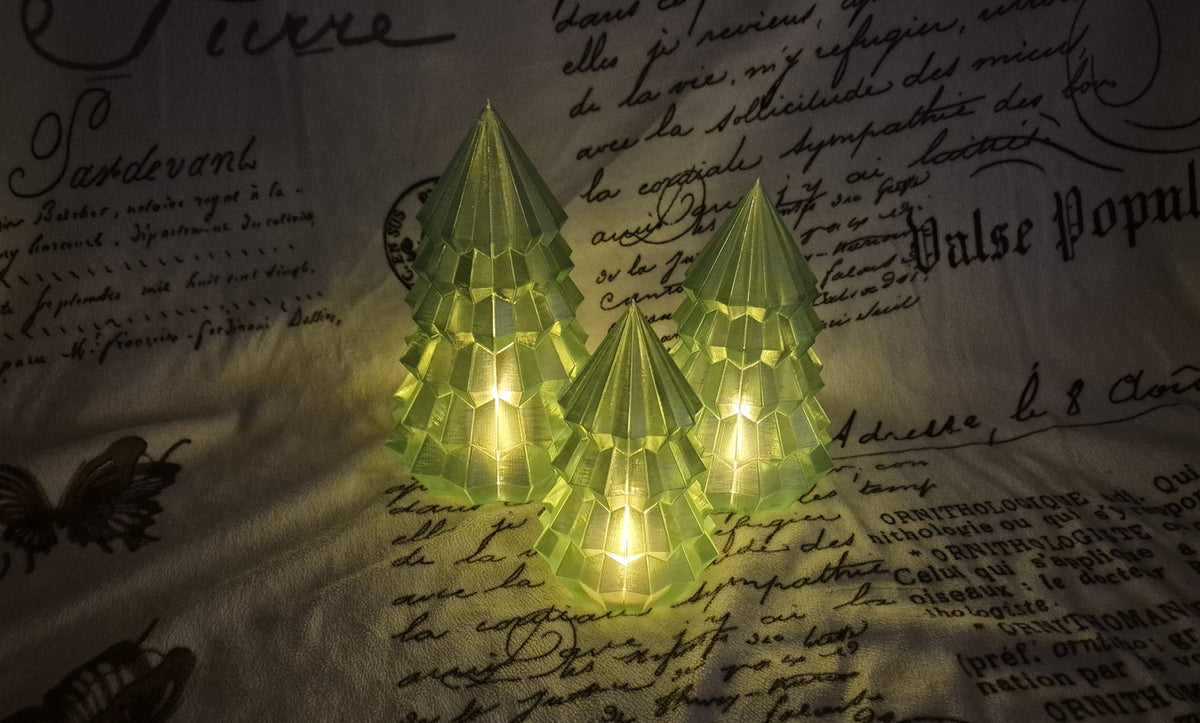Christmas tree figure in 3 sizes – 20, 17 and 14 cm