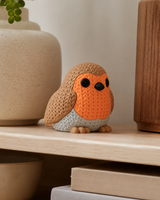 Robin Figurine – Charming Bird Decor
