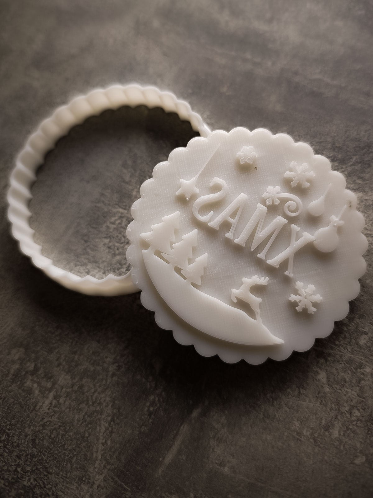 Cookie cutter with XMAS stamp and reindeer