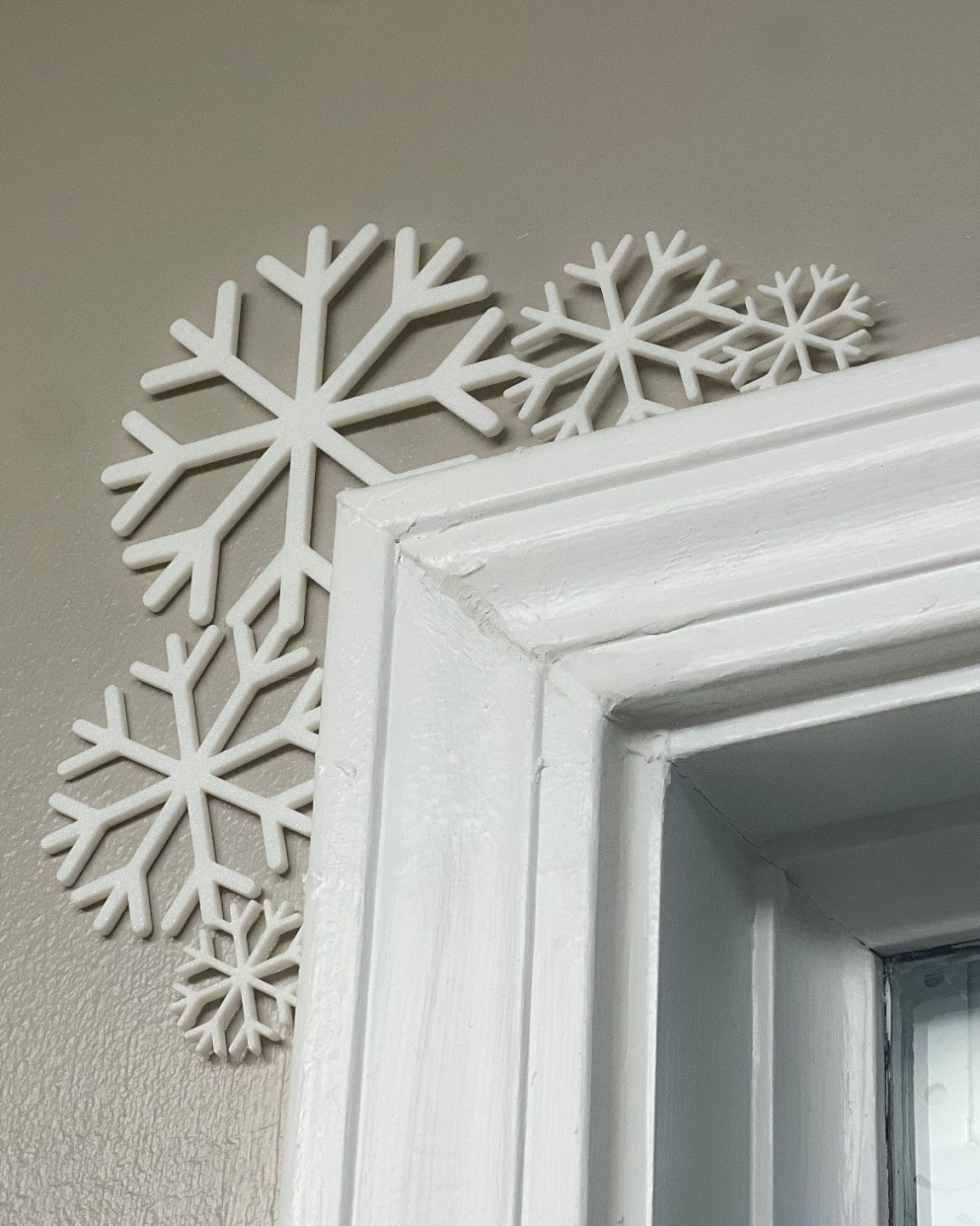 Snowflake decoration for the door frame – Christmas door decor