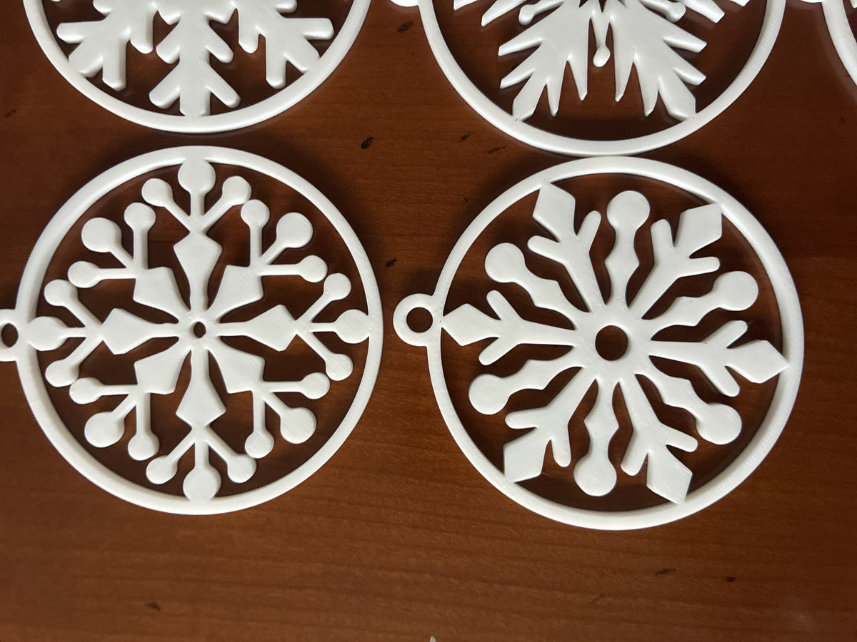 Snowflake ornaments for the Christmas tree, a selection of designs