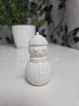 Minimalist smiling snowman figure