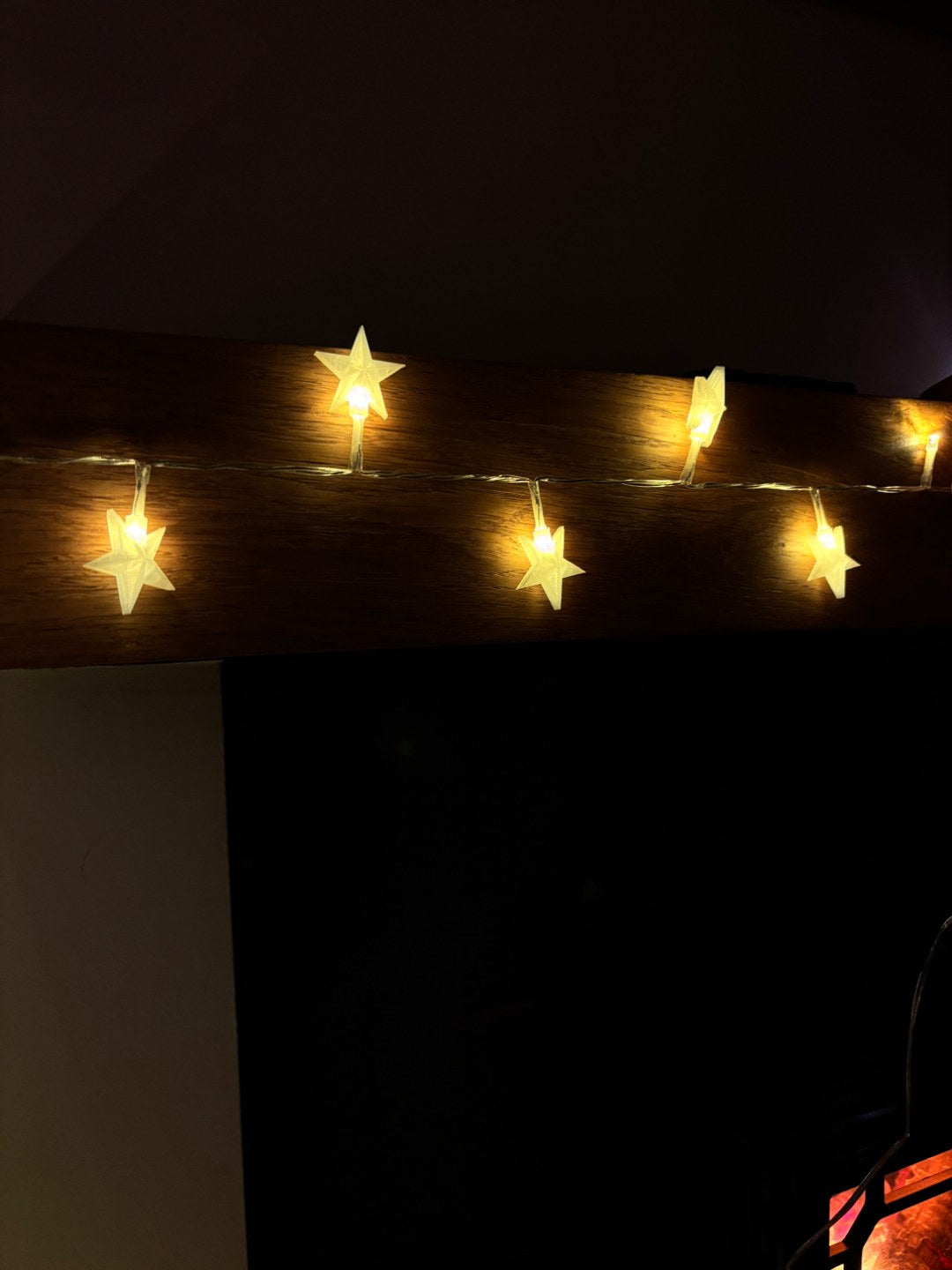 Star-shaped covers fitted on a string of lights